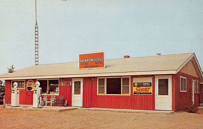 Rainbow Lodge - Vintage Postcard